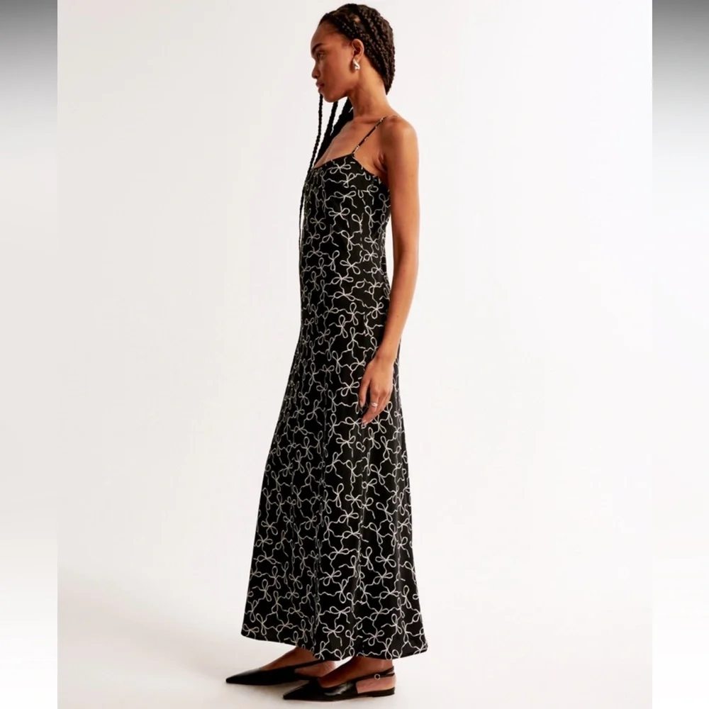 NWT Abercrombie & Fitch Julia Slip Maxi Dress in Black and White Print | Size XS